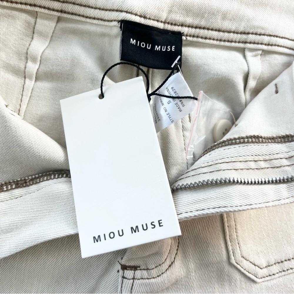 High-Waist Wide Leg Jeans in Beige - Women's Flare Jeans - Picture 8 of 14